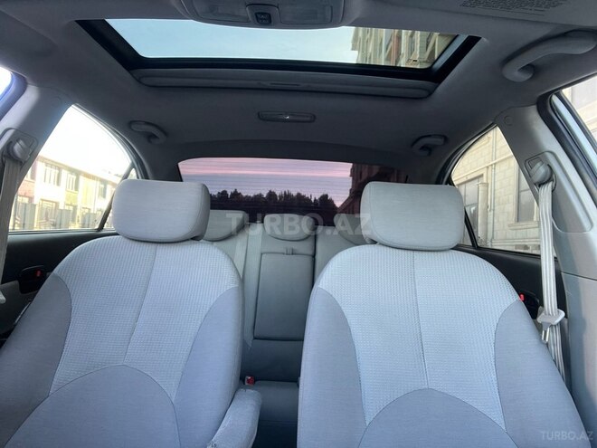 Hyundai Accent-21