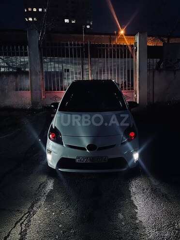Toyota Prius 2014, 390,000 km - 1.8 л - Bakı