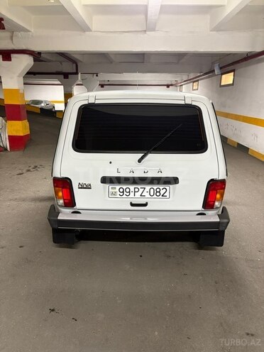 LADA (VAZ) Niva-8
