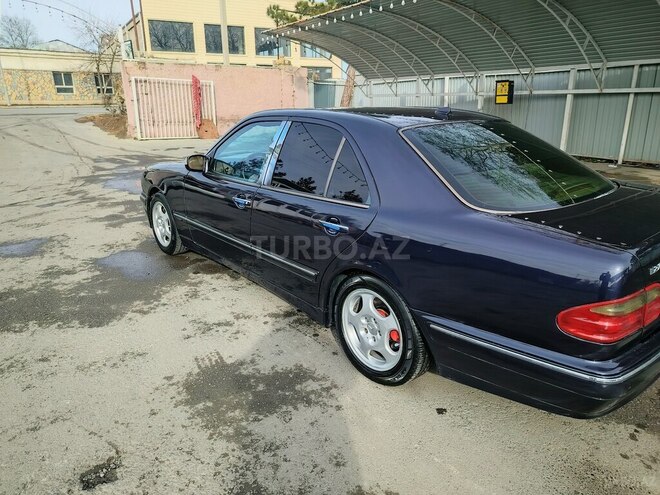 Mercedes E 270 2000, 409,000 km - 2.7 l - Bərdə