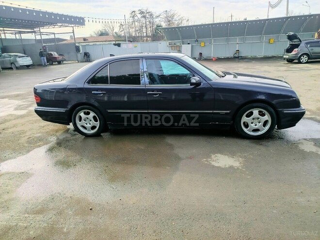 Mercedes E 270 2000, 409,000 km - 2.7 l - Bərdə
