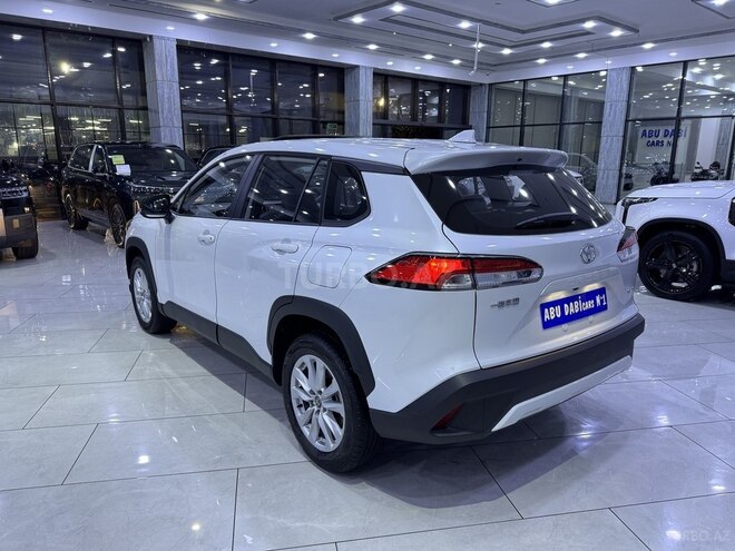 Toyota Corolla Cross-6