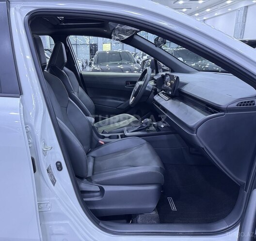 Toyota Corolla Cross-12