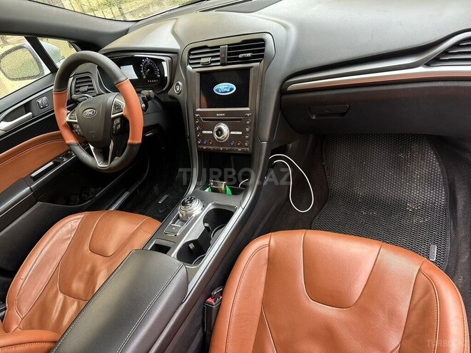 Ford Fusion (North America) 2019, 200,000 km - 2.0 л - Bakı