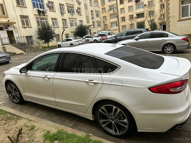Ford Fusion (North America) 2019, 200,000 km - 2.0 л - Bakı