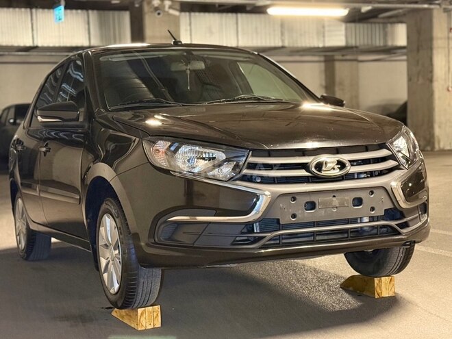 LADA (VAZ) Granta 2019, 135,000 km - 1.6 l - Bakı