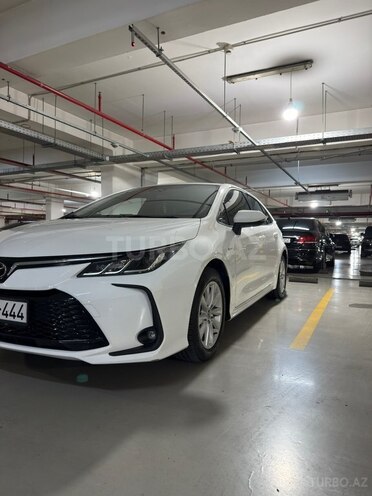 Toyota Corolla 2025, 18,000 km - 1.8 л - Bakı