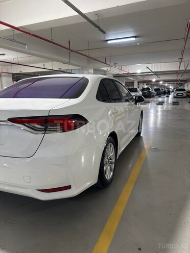 Toyota Corolla 2025, 18,000 km - 1.8 л - Bakı