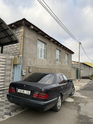 Mercedes E 230 1996, 420,000 km - 2.3 l - Zaqatala