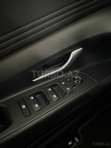Hyundai Elantra-15