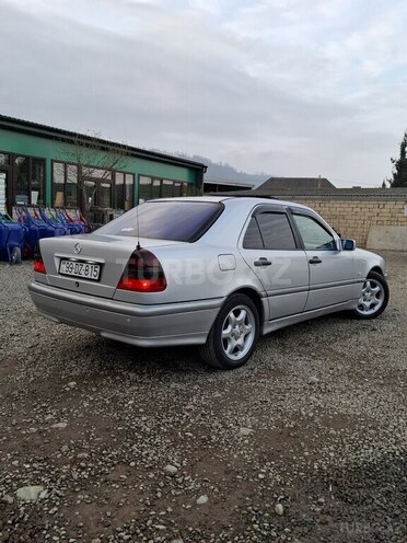 Mercedes C 220-4