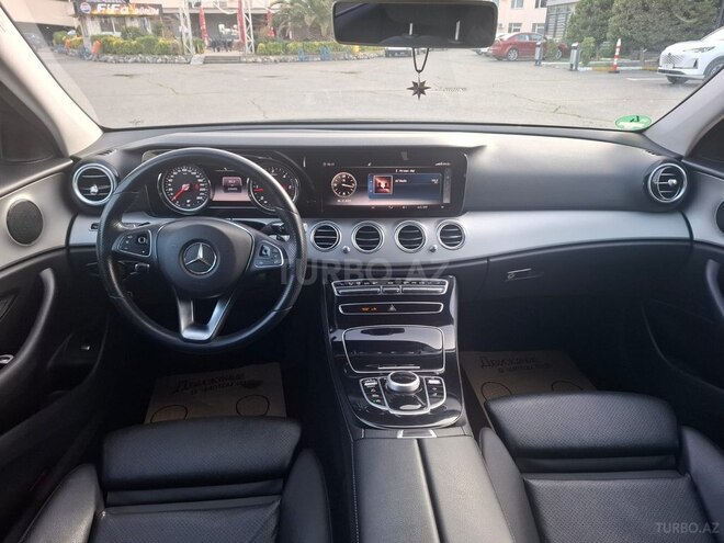 Mercedes E 220 d 2018, 238,000 km - 2.0 л - Bakı