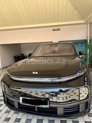 Li Auto L7-1