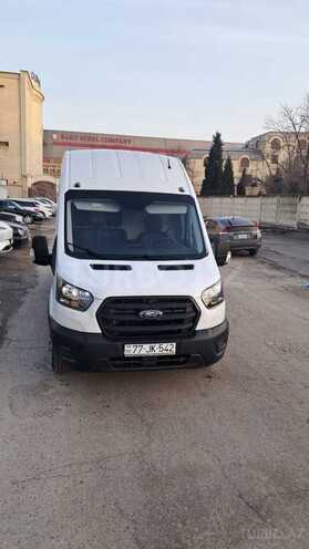 Ford Transit-3