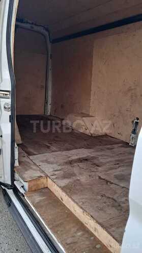 Ford Transit-12
