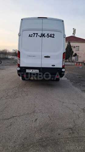 Ford Transit-6