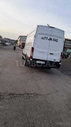 Ford Transit-8