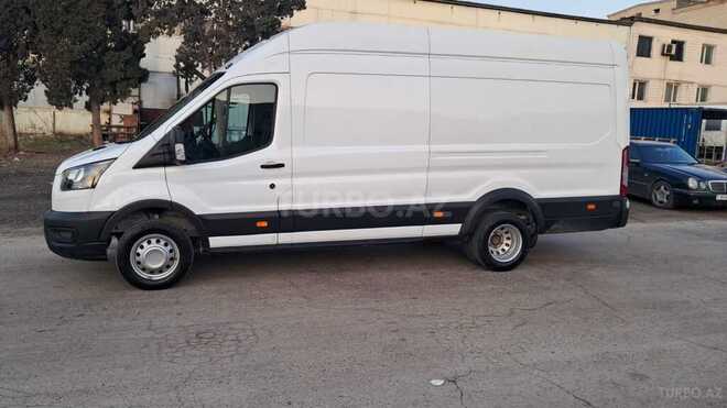 Ford Transit-2