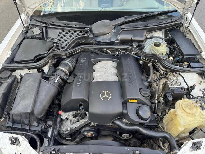 Mercedes E 320 2000, 234,000 km - 3.2 l - Gəncə