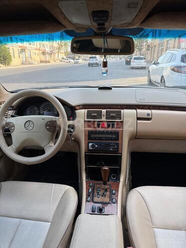 Mercedes E 320 2000, 234,000 km - 3.2 l - Gəncə