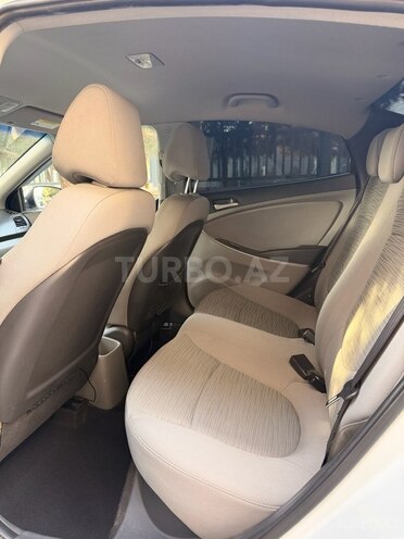 Hyundai Accent 2016, 154,000 km - 1.6 l - Bakı