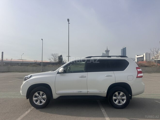 Toyota Land Cruiser Prado 2010, 266,000 km - 2.7 л - Bakı