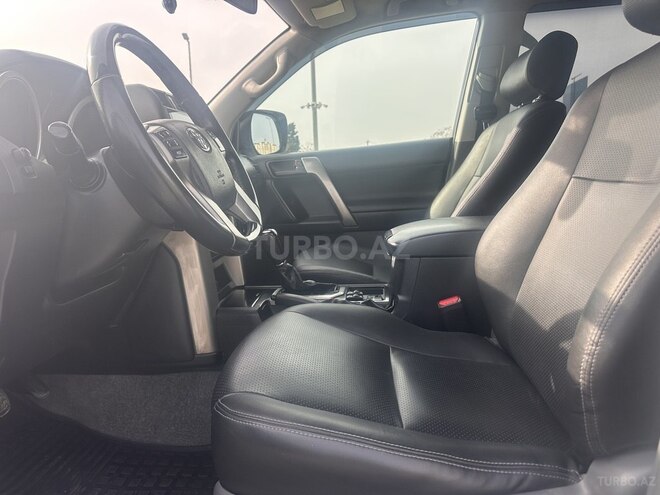 Toyota Land Cruiser Prado 2010, 266,000 km - 2.7 л - Bakı