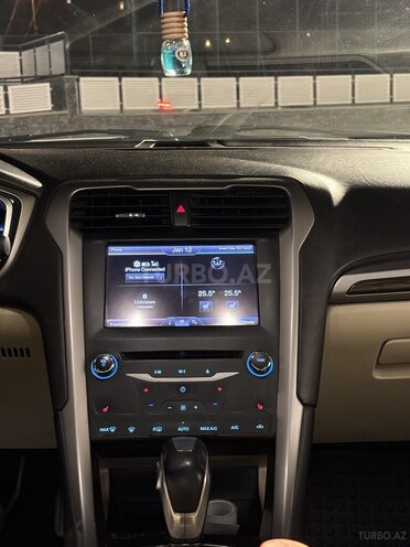Ford Fusion (North America) 2012, 368,000 km - 1.6 л - Bakı