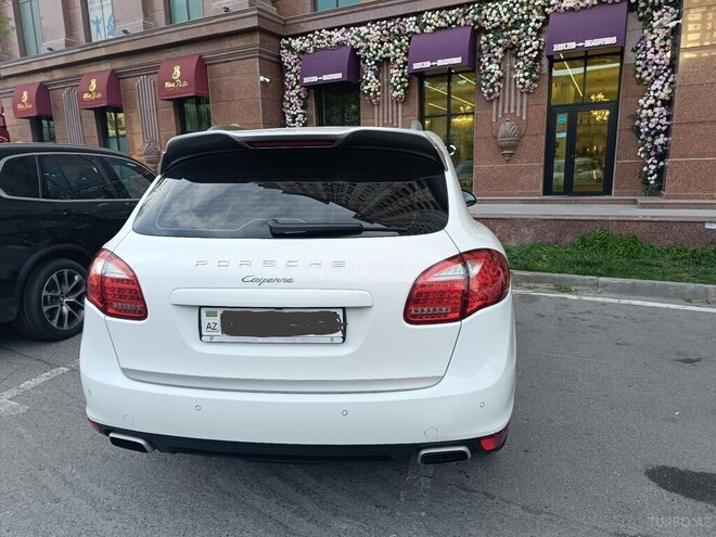 Porsche Cayenne-6