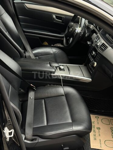Mercedes E 250 2014, 208,942 km - 2.1 л - Bakı