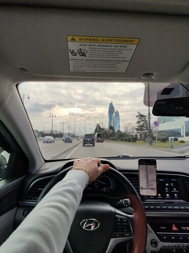 Hyundai Elantra 2017, 281,000 km - 2.0 l - Bakı