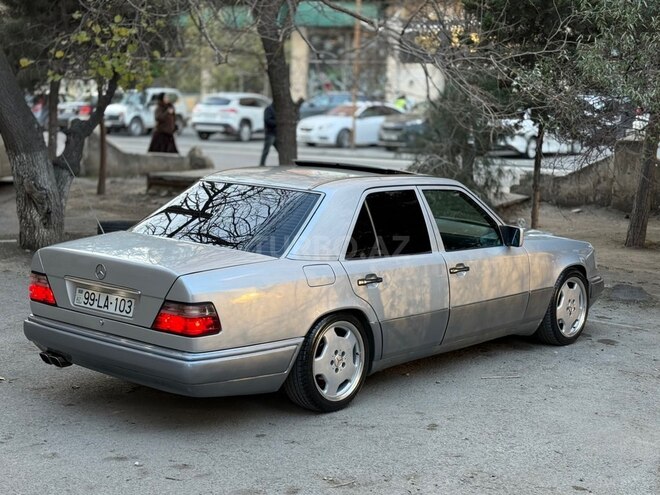 Mercedes E 220 1994, 378,000 km - 2.2 l - Bakı