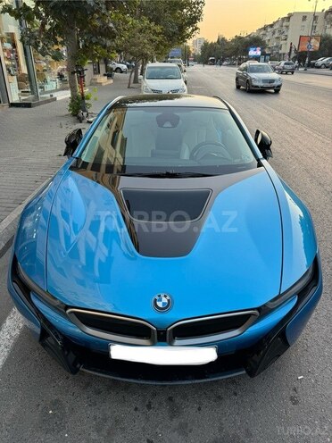 BMW i8-2
