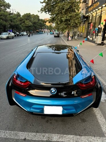 BMW i8-3