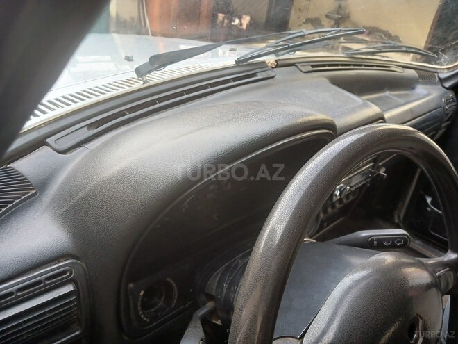 GAZ 3110 2003, 376,896 km - 2.3 l - Şirvan