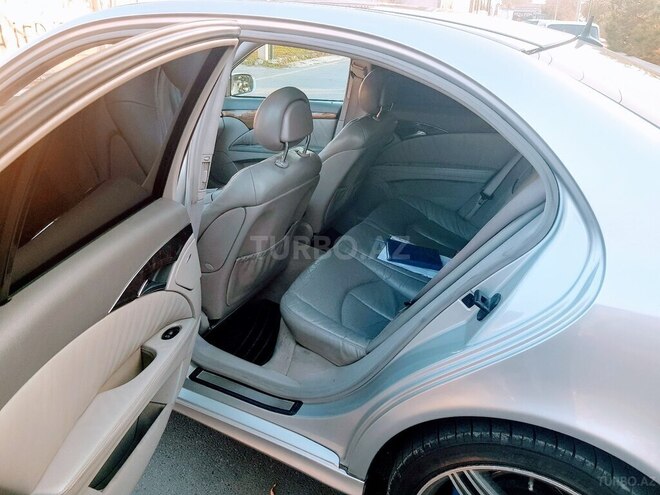 Mercedes E 270 2003, 380,000 km - 2.7 l - Bakı