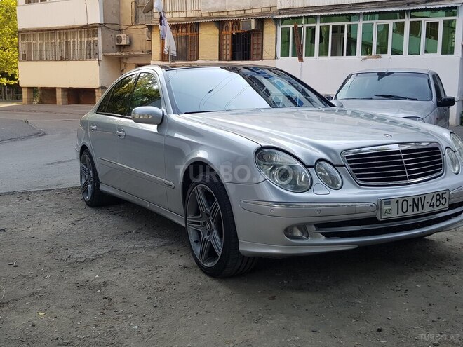Mercedes E 270 2003, 380,000 km - 2.7 l - Bakı