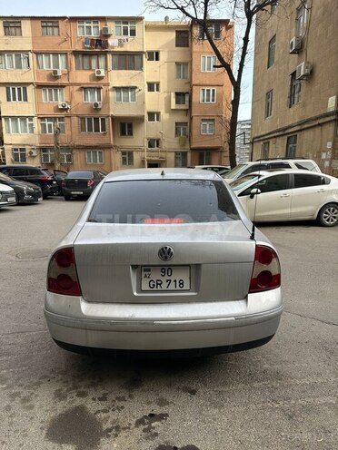 Volkswagen Passat 2001, 240,000 km - 1.8 l - Bakı