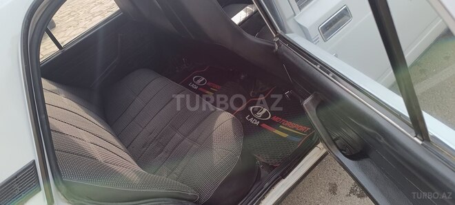 LADA (VAZ) 2107 2005, 286,000 km - 1.6 л - Bakı