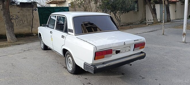 LADA (VAZ) 2107 2005, 286,000 km - 1.6 л - Bakı