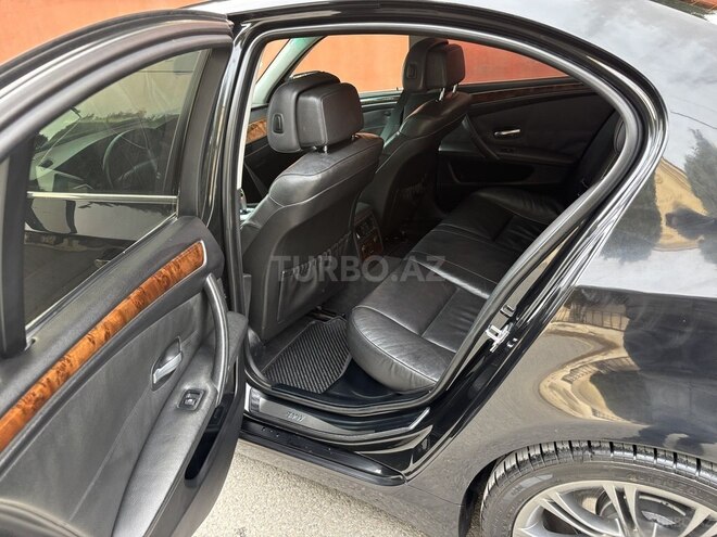 BMW 525 2007, 318,000 km - 3.0 l - Bakı