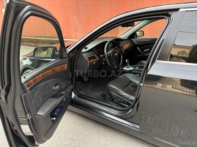 BMW 525 2007, 318,000 km - 3.0 l - Bakı