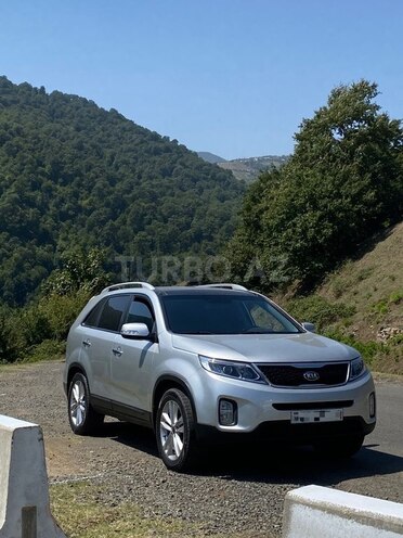 Kia Sorento-2