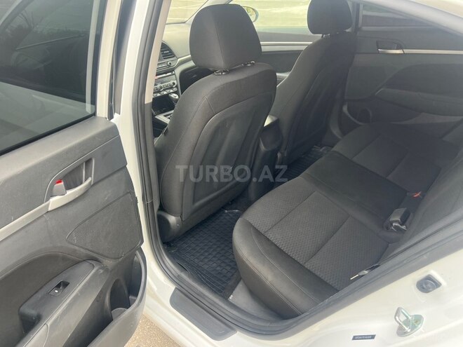 Hyundai Elantra 2019, 110,500 km - 2.0 л - Bakı