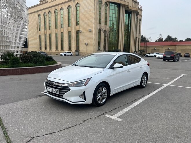 Hyundai Elantra 2019, 110,500 km - 2.0 л - Bakı