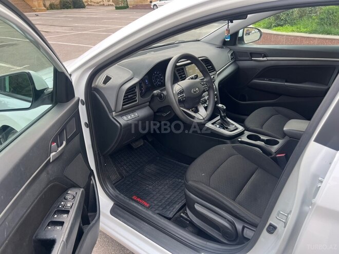Hyundai Elantra 2019, 110,500 km - 2.0 л - Bakı