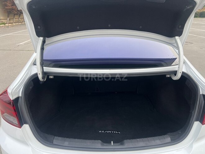 Hyundai Elantra 2019, 110,500 km - 2.0 л - Bakı