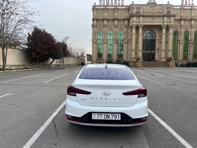 Hyundai Elantra 2019, 110,500 km - 2.0 л - Bakı