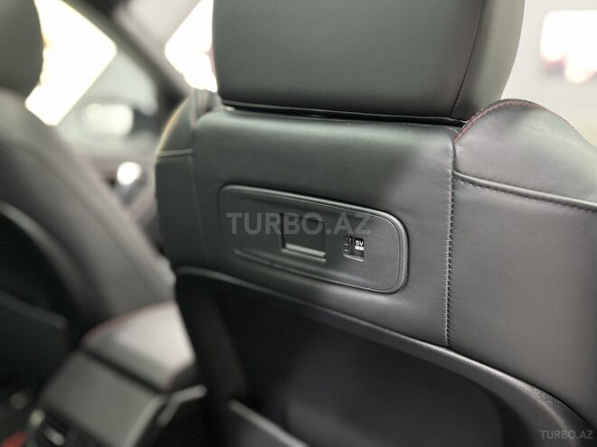 Land Rover Discovery Sport-23