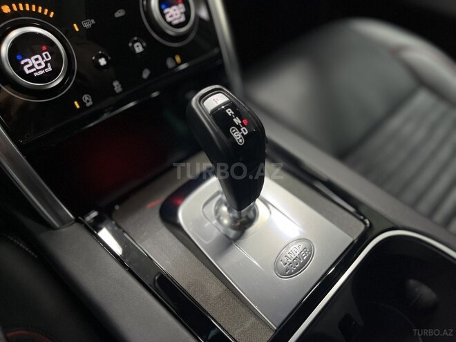 Land Rover Discovery Sport-30
